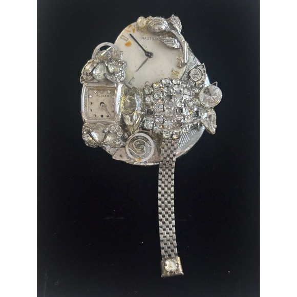 Steampunk Brooch Watch Dial Parts Rhinestones One Of A Kind Piece Of Art - Picture 7 of 8